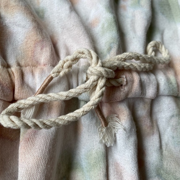 𝅺Young Fabulous & Broke green and peach tie dye Jumpsuit w/ pockets size xs - Picture 8 of 13